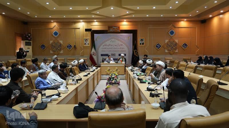 علی عباسی، رئیس جامعه المصطفی العالمیه