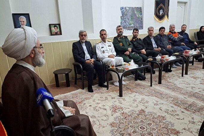 خدمت‌رسانی به مردم را افزایش دهیم