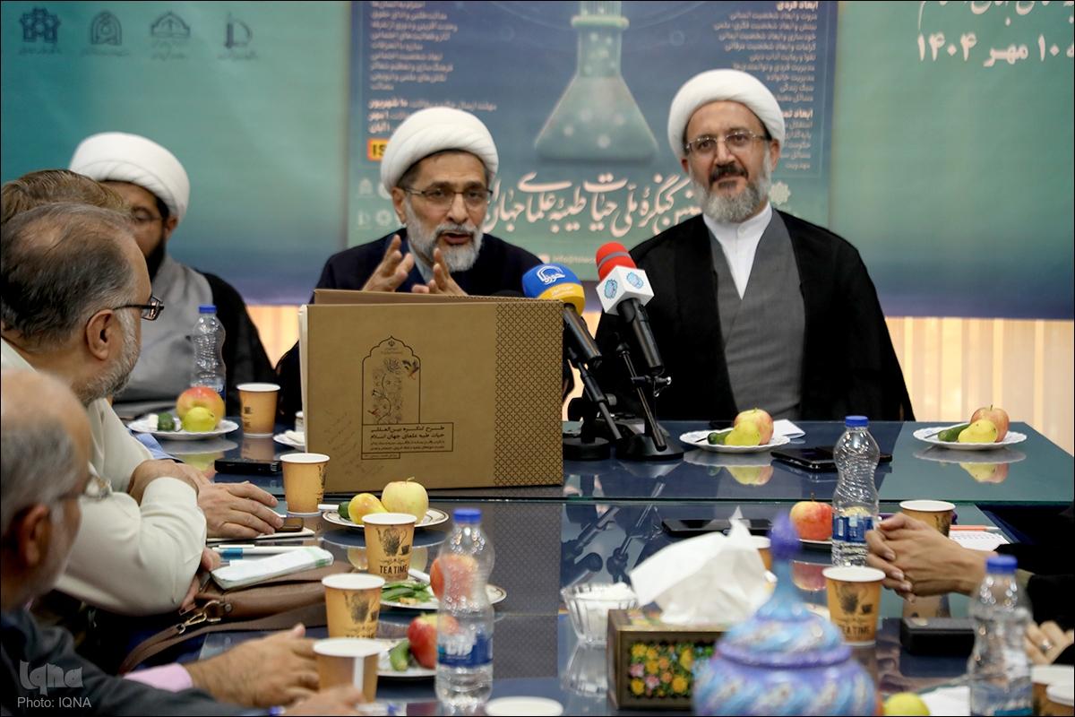 حمید محمدی، عضو شورای سیاستگذاری کنگره ملی حیات طیبه علمای جهان اسلام