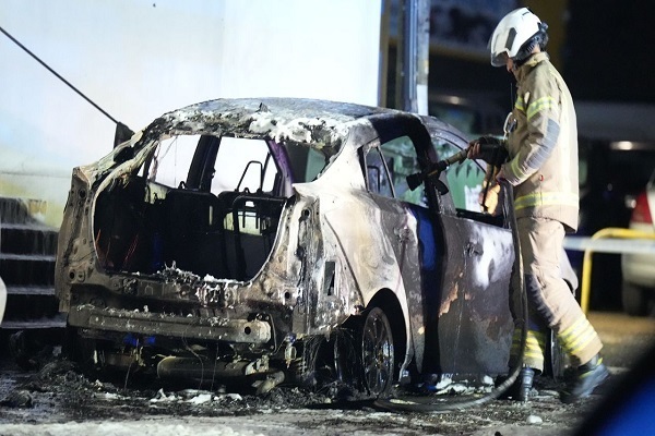 درخواست برای بررسی تروریستی بودن حمله به مسجدی در انگلیس