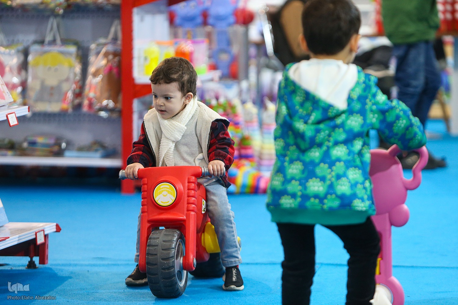 بازی و قصه؛ اولین زبان‌های کودکانه برای شناخت دنیا و خود