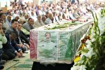 عکس | مراسم وداع با پیکر شهید «غلامرضا جمشیدی» در خرم‌آباد