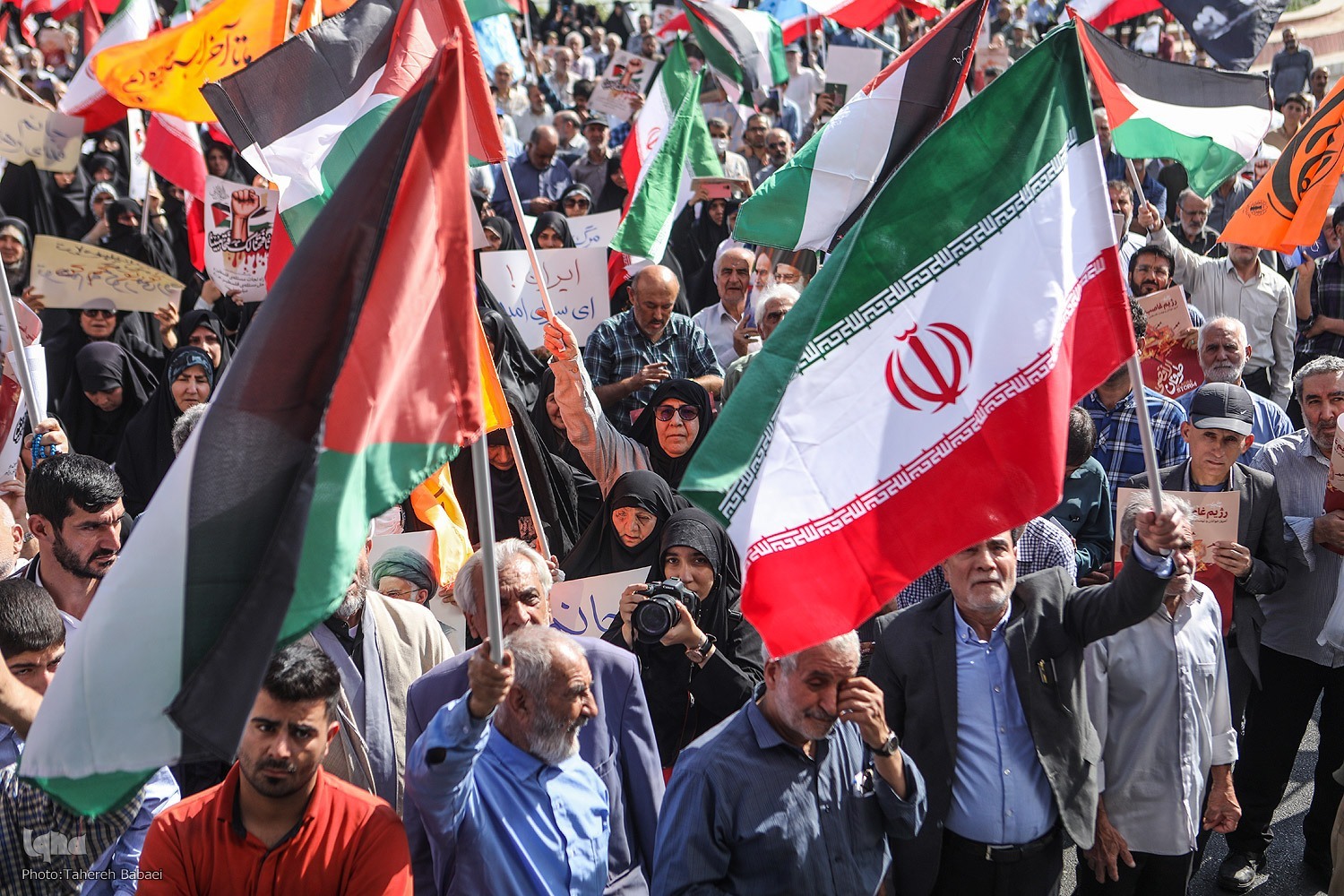 راهپیمایی «بشارت نصر» در تهران راهپیمایی «بشارت نصر» در تهران