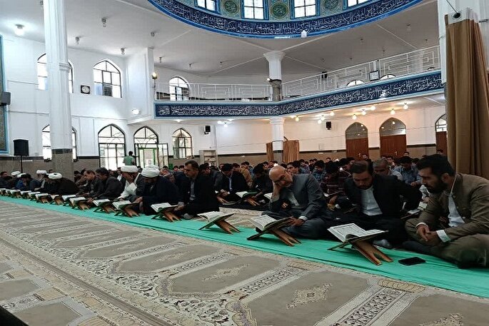 برگزاری گسترده محافل انس با قرآن در آستانه مسابقات سراسری قرآن در کردستان + عکس