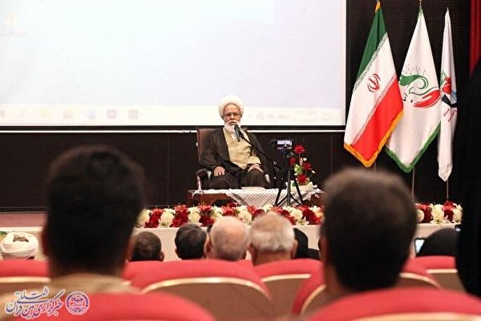 سالروز سفر رهبر انقلاب به کرمانشاه؛ روزی ماندگار در تاریخ استان