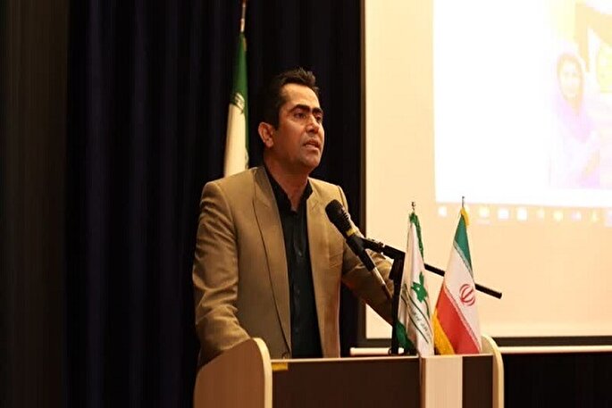 اسعد فرهادی، رئیس حوزه هنری انقلاب اسلامی استان کردستان