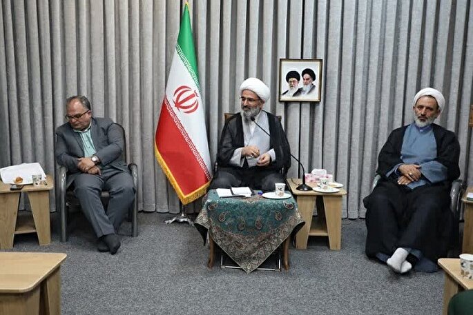 ضرورت معرفی ارزش‌های انقلاب اسلامی به نسل جدید