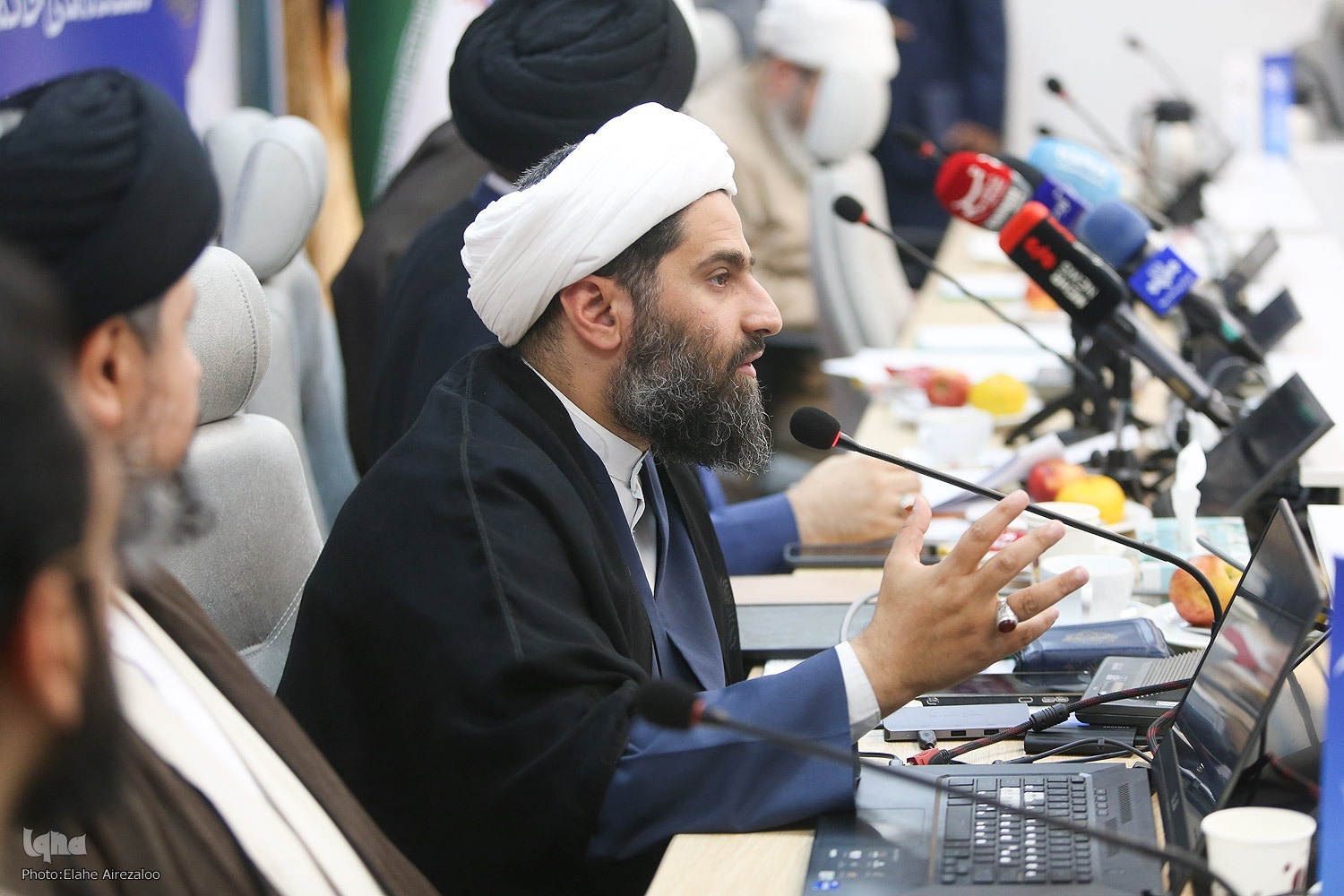 فاز سوم «زندگی با آیهها» با عنوان فصل بندگی اجرا میشود فاز سوم «زندگی با آیهها» با عنوان فصل بندگی اجرا میشود