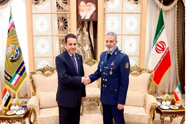 دیدار قاسم الاعرجی، مشاور امنیت ملی عراق با امیر سرلشکر سیدعبدالرحیم موسوی دیدار قاسم الاعرجی، مشاور امنیت ملی عراق با امیر سرلشکر سیدعبدالرحیم موسوی