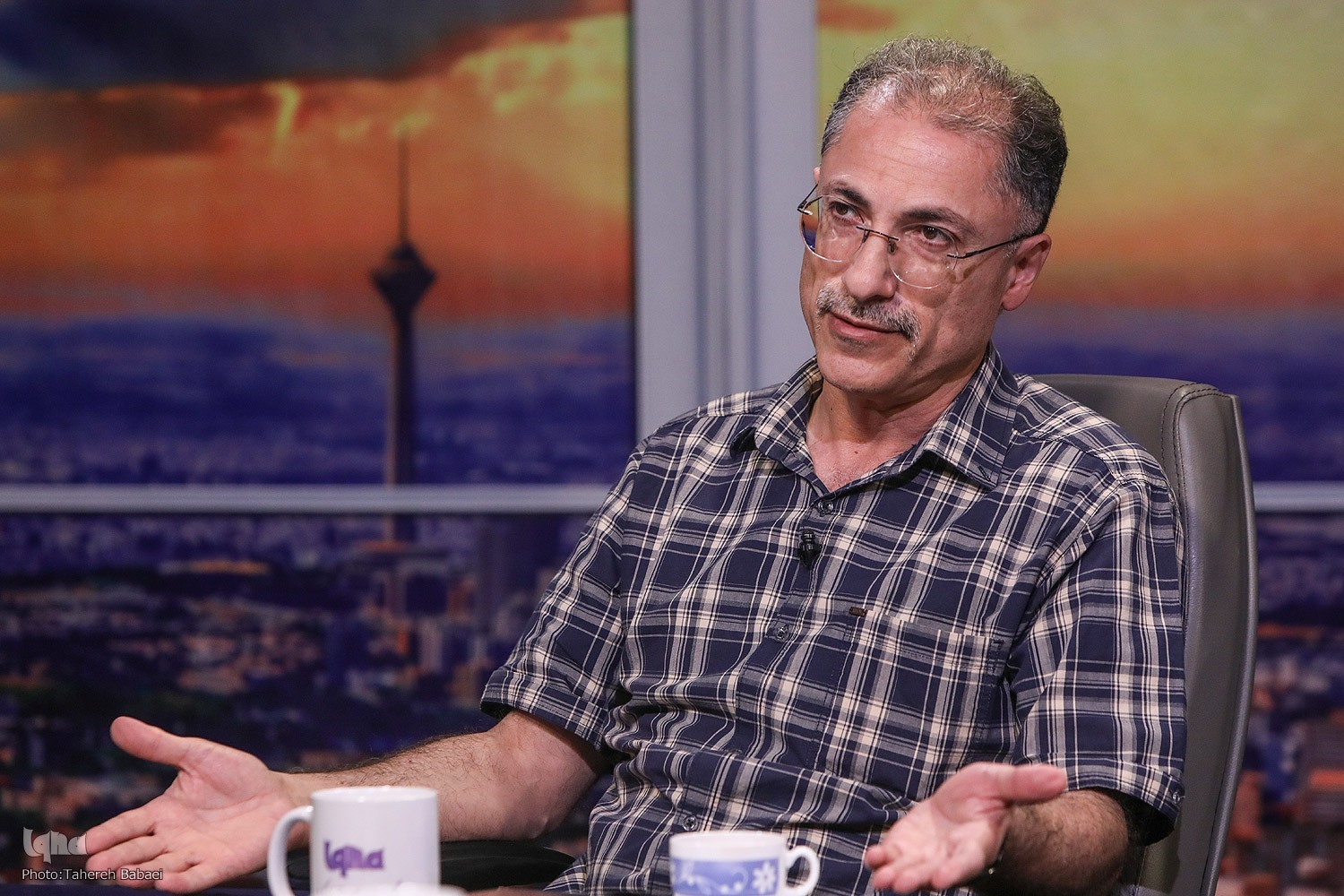 زمان آن رسیده تمام نهادهای متولی موسیقی  جمع و یکی شود! زمان آن رسیده تمام نهادهای متولی موسیقی  جمع و یکی شود!