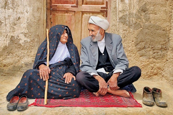 آماده انتشار برای چهارشنبه 9 مهر ماه////سالمندان در نگاه مسئولان و سیاست‌گذاران اولویت ندارند +صوت