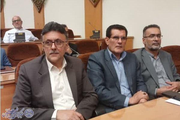 نماز جمعه، محور وحدت و تقویت سرمایه اجتماعی نماز جمعه، محور وحدت و تقویت سرمایه اجتماعی