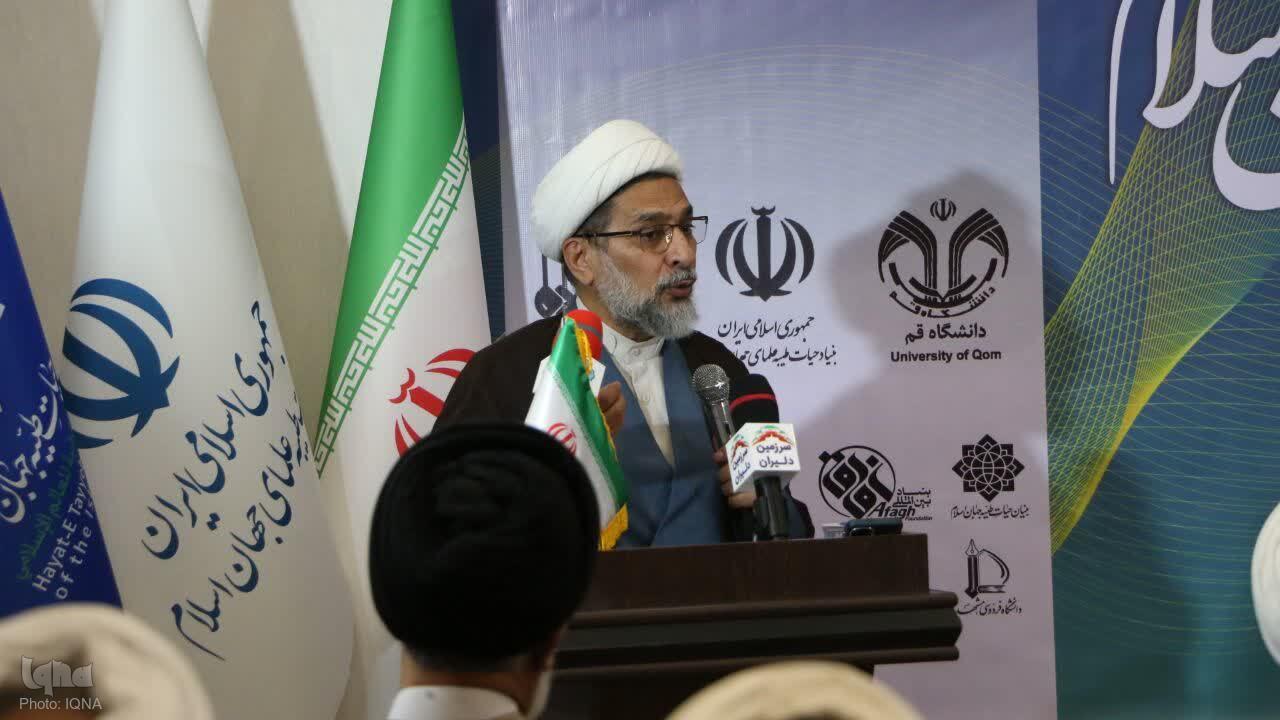 رئیس بنیاد آفاق از کلید خوردن طرح بزرگ الگوسازی علمی علما خبر داد رئیس بنیاد آفاق از کلید خوردن طرح بزرگ الگوسازی علمی علما خبر داد