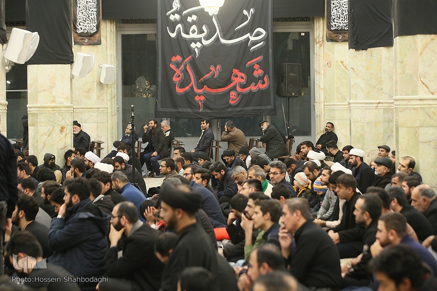 پاسداشت فاطمیه با اشک آگاه؛ مدرسه‌ای برای بیداری دل‌ها