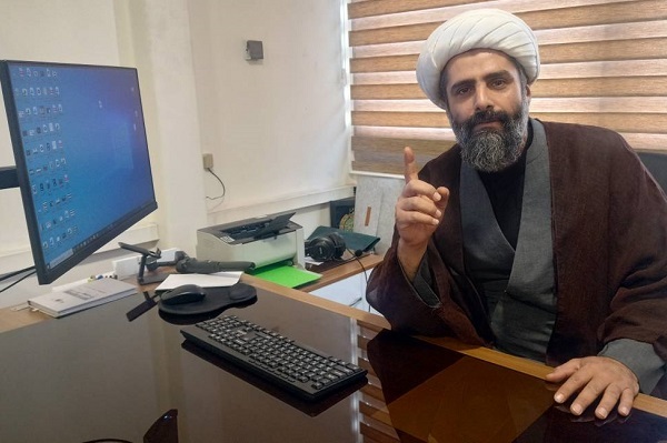 هنوز آماده نیست//// نابودی استکبار و صهیون به دست دانش‌آموزان امروز رقم خواهد خورد +صوت