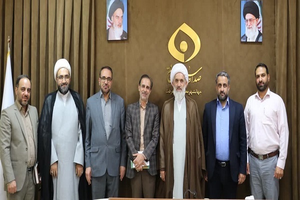 کتاب حاشیه ملاعبدالله یزدی در مدارس اهل سنت نیز تدریس میشود کتاب حاشیه ملاعبدالله یزدی در مدارس اهل سنت نیز تدریس میشود