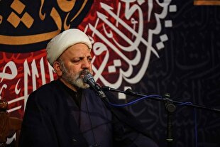 شادی انسان تنها با ایمان و اخلاق پایدار می‌شود