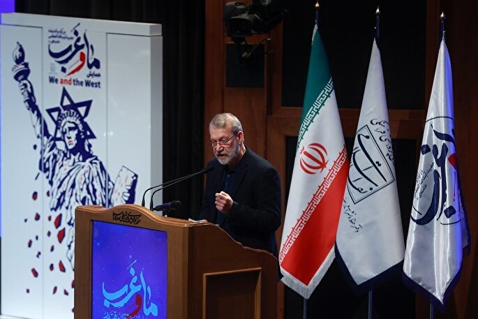 ترامپ با شعار «صلح از طریق قدرت» دشمن اصلی استقلال ملت‌هاست