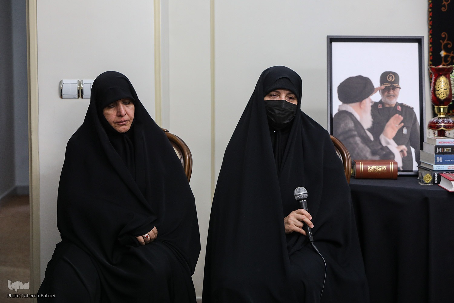 همسران شهیدان حسین سلامی و امیرعلی حاجی‌زاده