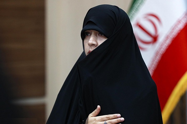 ریحانه سلامی رئیس ستاد بزرگداشت مقام زن و روز مادر