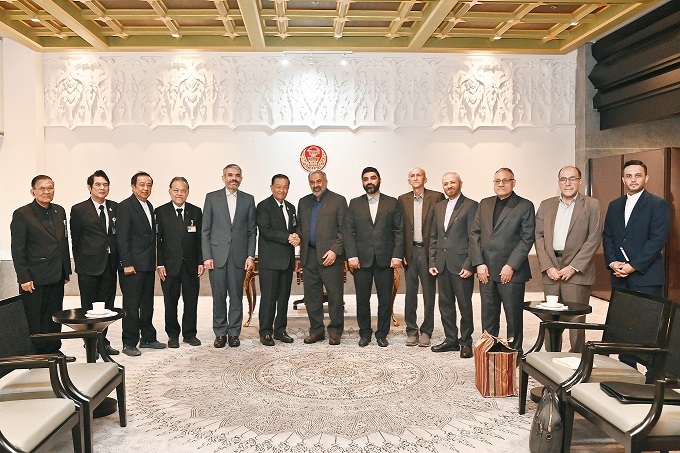 دیدار رئیس مجلس نمایندگان تایلند با نمایندگان مجلس شورای اسلامی ج.ا.ایران دیدار رئیس مجلس نمایندگان تایلند با نمایندگان مجلس شورای اسلامی ج.ا.ایران