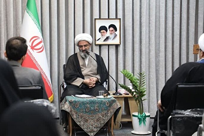 زمینه بهره‌مندی آحاد مردم از نور هدایت قرآن کریم فراهم شود