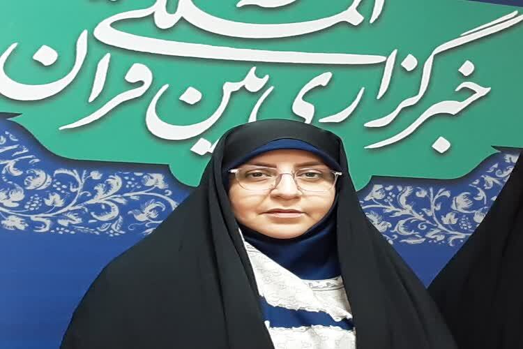 مونا اسکندری، نویسنده ادبیات پایداری همدان مونا اسکندری، نویسنده ادبیات پایداری همدان