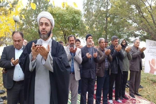 نماز طلب باران در لاهرود اقامه شد