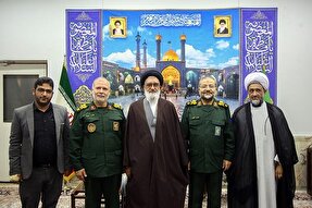 عکس | دیدار رئیس سازمان بسیج مستضعفین با تولیت حرم بانوی کرامت