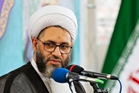 نظام آموزشی در گسترش فرهنگ قرآنی بین جوانان توجه ویژه داشته باشند