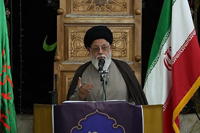 حضور شهدای گمنام باعث برکت معنوی و تقویت ایمان می‌شود