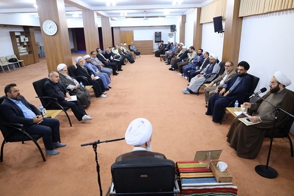 حضرت زینب (س) مظهر تام استکبارستیزی بود