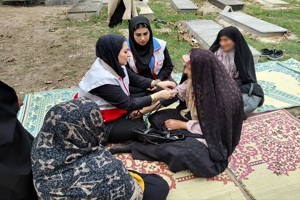 اردوی زیارتی سالمندان کمیته امداد نکا به امام‌زاده عبدالله اطرب برگزار شد