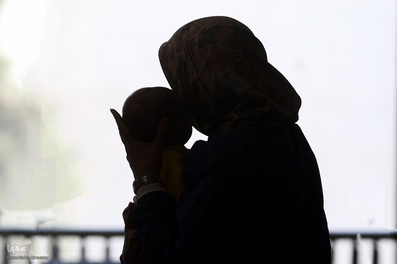 آیا برای فرزندخواندگی باید ملکی به نام کودک کنیم؟ آیا برای فرزندخواندگی باید ملکی به نام کودک کنیم؟