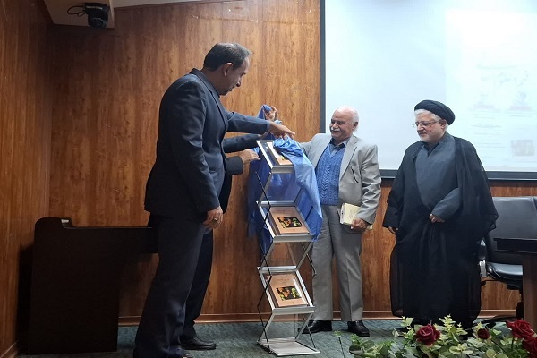 فهم نه از عقل آغاز میشود و نه با کلیت پایان مییابد فهم نه از عقل آغاز میشود و نه با کلیت پایان مییابد