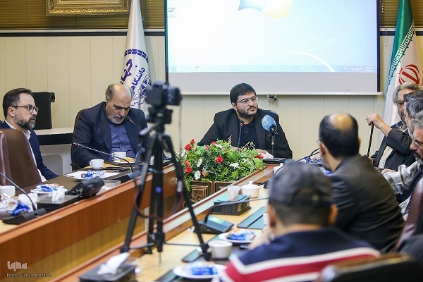 در حال تکمیل/حکمت عملی و فیلسوفان مسلمان به روایت اندیشمندان در حال تکمیل/حکمت عملی و فیلسوفان مسلمان به روایت اندیشمندان