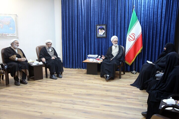 جامعه‌الزهرا(س) قله‌ای در تربیت بانوان طلبه است