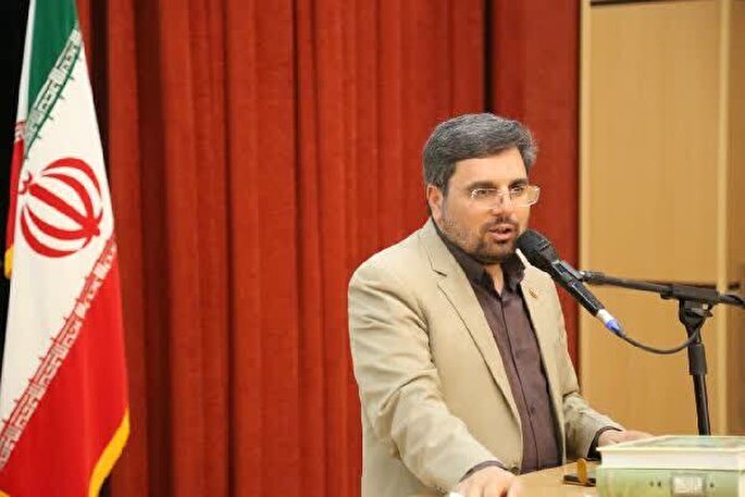 ضرورت حمایت از قرآنیان حوزه سلامت