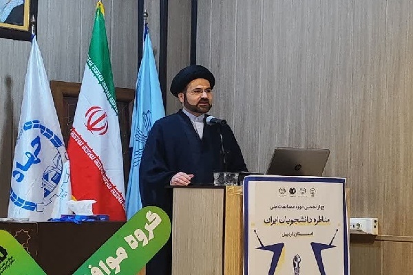 حجت‌الاسلام سید روح‌الله لطیفی، مسئول نهاد نمایندگی مقام معظم رهبری در دانشگاه علوم پزشکی اردبیل،