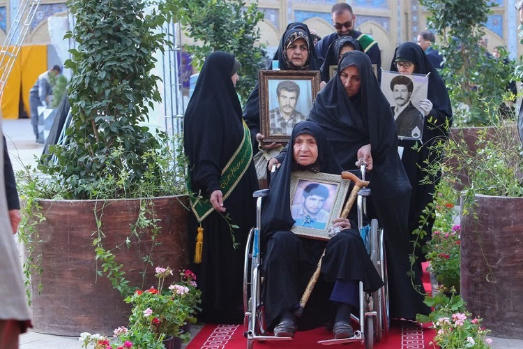 تکریم مادران و همسران شهدا، شیراز