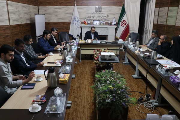 نشست حسین قربانی، رئیس دانشگاه علوم پزشکی بابل با  جهاد دانشگاهی مازندران