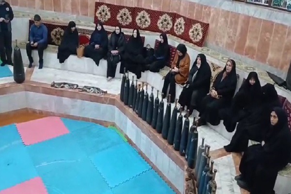 آیین  تجلیل از مادران و همسران شهدای ورزشکار در نور با سخنرانی امام‌جمعه شهرستان برگزار شد