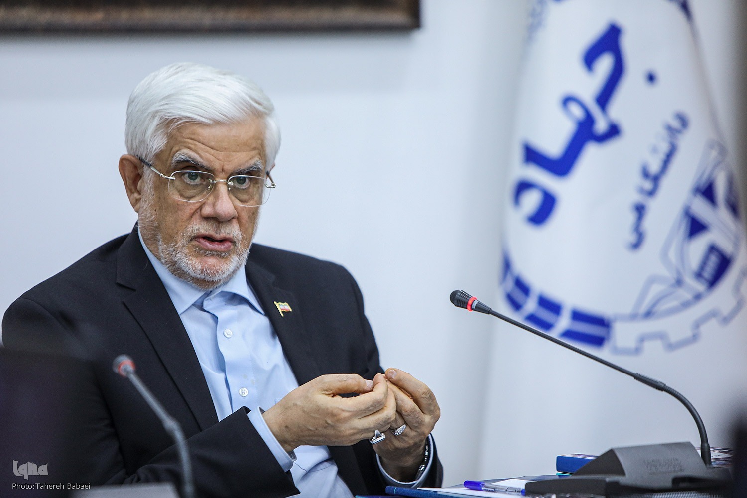 جهاددانشگاهی نقش واسطه بین حاکمیت و مردم را ایفا کند