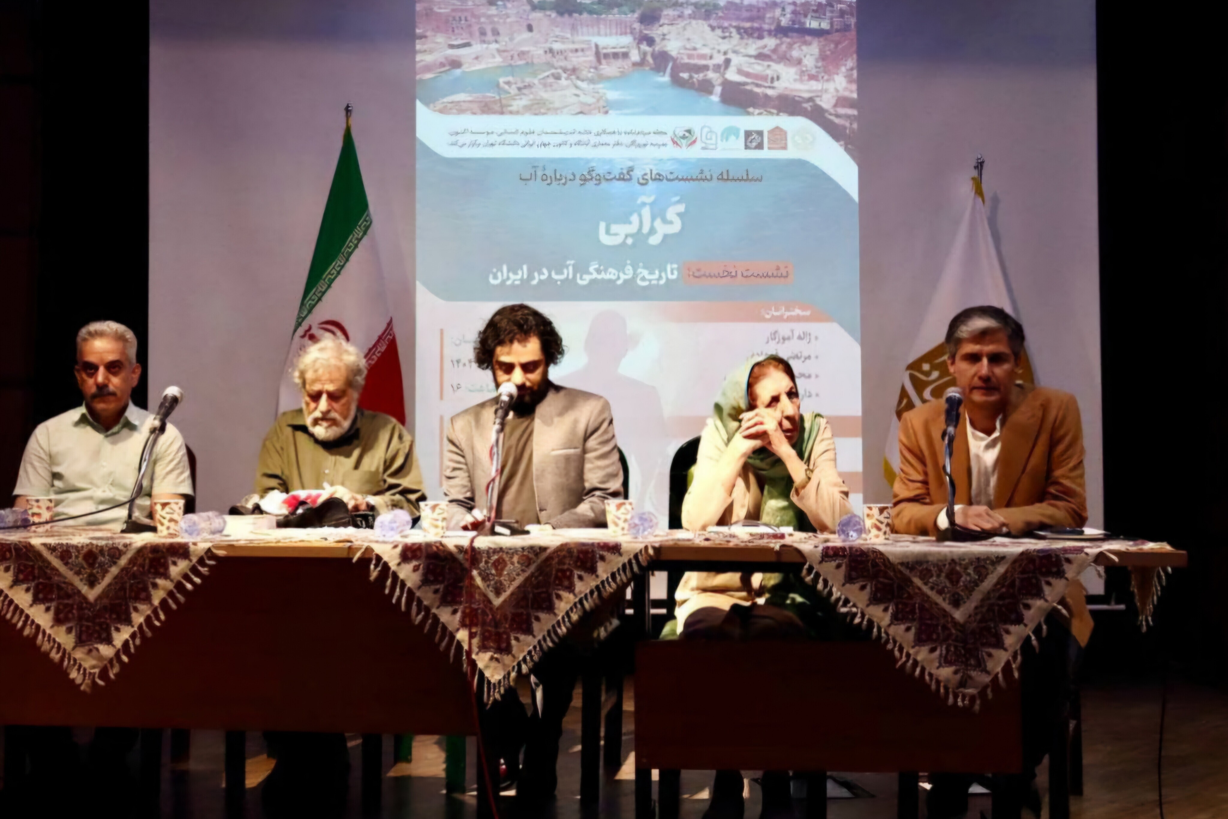 روایت یک تجربه دانشجویی؛ انجمنها چگونه میتوانند محملی برای اندیشه ورزی باشند روایت یک تجربه دانشجویی؛ انجمنها چگونه میتوانند محملی برای اندیشه ورزی باشند