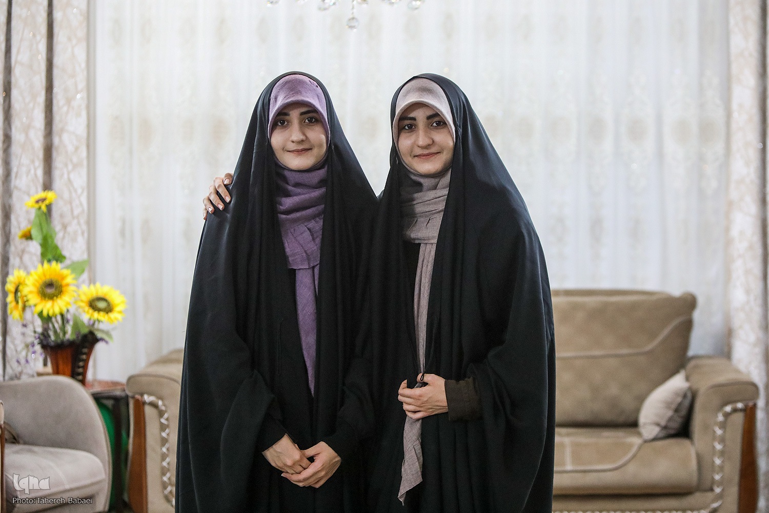 خواهران ناطقی خواهران ناطقی