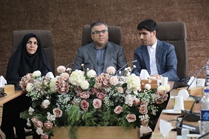 نقش متخصصان اجتماعی در مقابله با جنگ شناختی دشمن