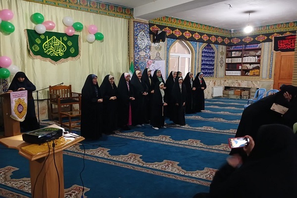 جشن مهر آفرینش در زادروز بانوی دو عالم؛ تجلیل از مادران نخبه و نقش‌آفرین در جنوب شهر ساری