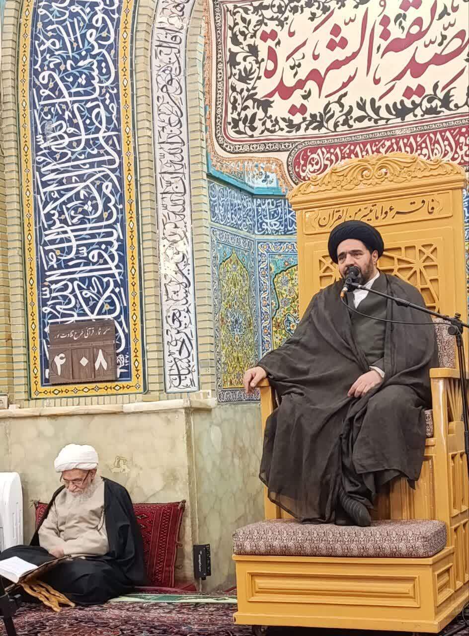 اختتامیه چهارمین دوره تلاوت مجلسی مسجد امام(ره) بازار تهران