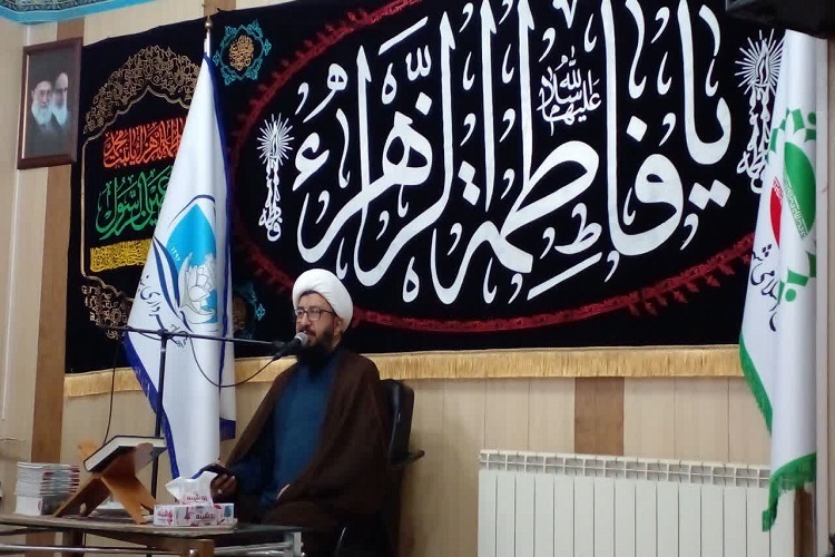 حجت‌الاسلام حسن ملائکی رئیس اداره تبلیغات اسلامی شهرستان بندرانزلی