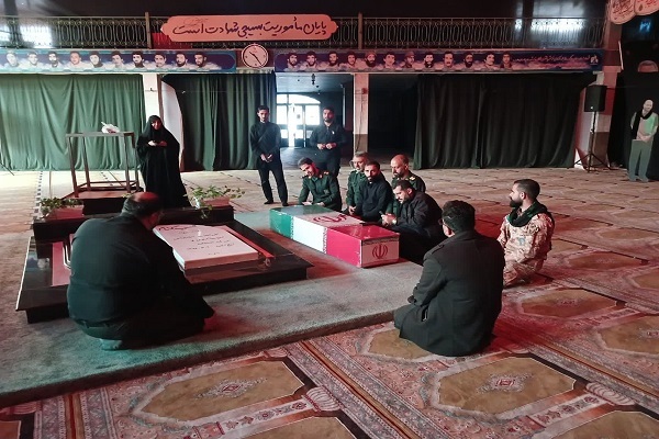 استقبال پاسداران ساری از شهید ۴۱ ساله خوشنام با زمزمه‌ زیارت عاشورا